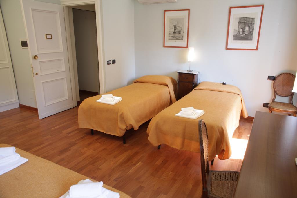 Domus Real Cardello Hotel Rome Room photo